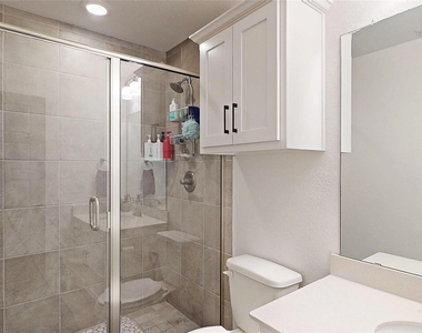 1631 Sunset Avenue - Photo Thumbnail 34