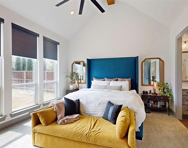 1631 Sunset Avenue - Photo Thumbnail 16