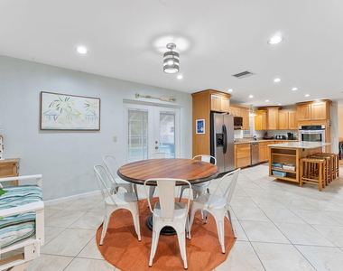 1577 Thumb Point Drive - Photo Thumbnail 15