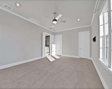 5437 Patterson Street - Photo Thumbnail 11