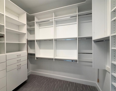 5437 Patterson Street - Photo Thumbnail 15