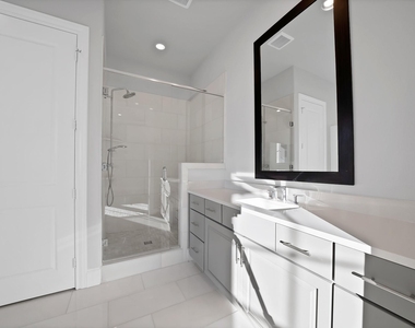 5437 Patterson Street - Photo Thumbnail 13