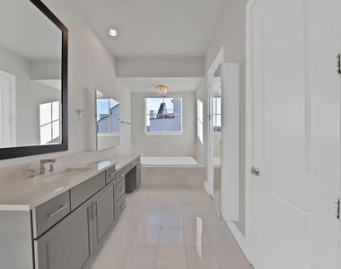 5437 Patterson Street - Photo Thumbnail 14