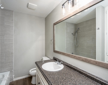 912 N Judge Ely Street - Photo Thumbnail 8