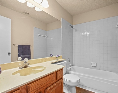 2134 Reverchon Drive - Photo Thumbnail 20