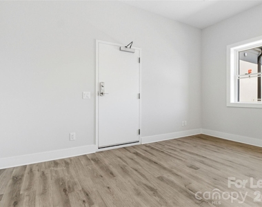 350 W Main Avenue - Photo Thumbnail 1