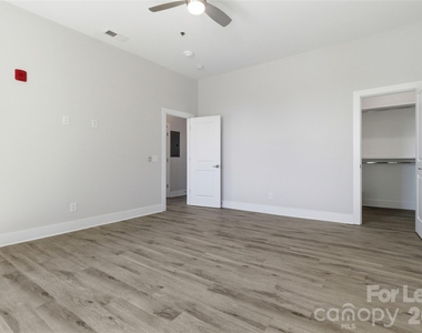 350 W Main Avenue - Photo Thumbnail 10