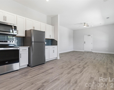 350 W Main Avenue - Photo Thumbnail 3