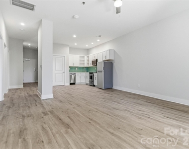 350 W Main Avenue - Photo Thumbnail 4