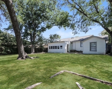 309 Buhler Drive - Photo Thumbnail 14