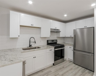 309 Buhler Drive - Photo Thumbnail 6