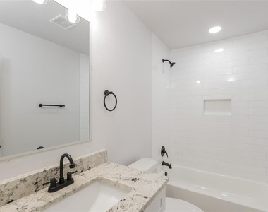 309 Buhler Drive - Photo Thumbnail 13