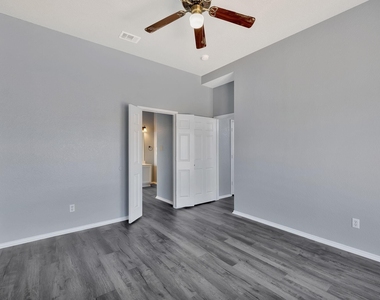 3226 Eagle Lane - Photo Thumbnail 16