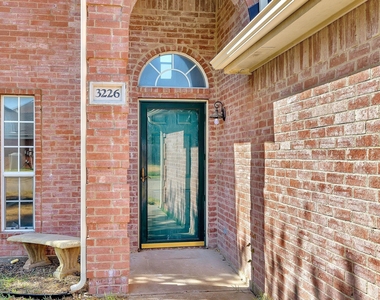 3226 Eagle Lane - Photo Thumbnail 4