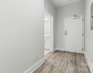350 W Main Avenue - Photo Thumbnail 9