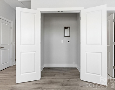 350 W Main Avenue - Photo Thumbnail 8