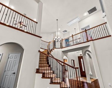 12467 Fallcreek Drive - Photo Thumbnail 24