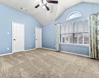 12467 Fallcreek Drive - Photo Thumbnail 17