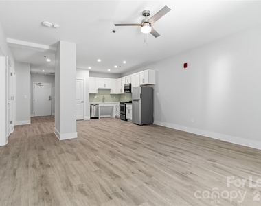 350 W Main Avenue - Photo Thumbnail 4
