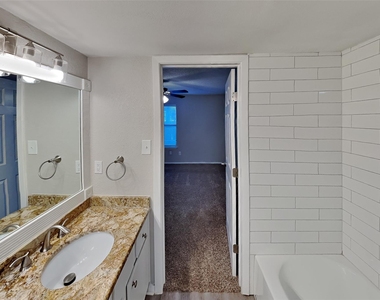 4404 Timber Run Drive - Photo Thumbnail 9