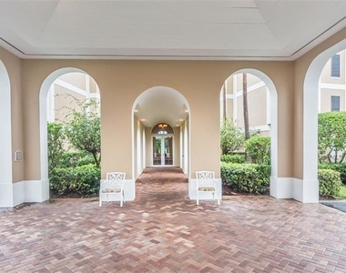 4775 S Harbor Drive - Photo Thumbnail 3