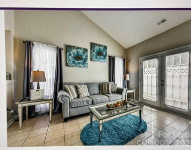 6420 Mallard View Lane - Photo Thumbnail 4