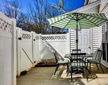 6420 Mallard View Lane - Photo Thumbnail 9
