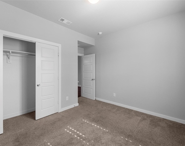 1296 Carlsbad Drive - Photo Thumbnail 17