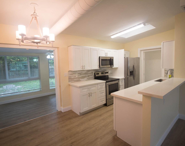 1650 Ne 44th Street - Photo Thumbnail 11