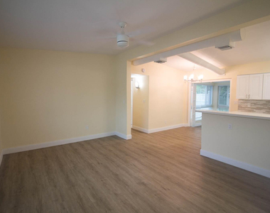 1650 Ne 44th Street - Photo Thumbnail 10