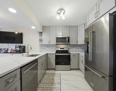 11014 Sw 15th Manor - Photo Thumbnail 6