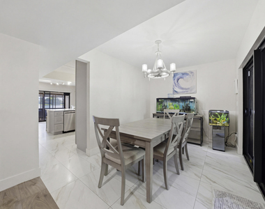 11014 Sw 15th Manor - Photo Thumbnail 8
