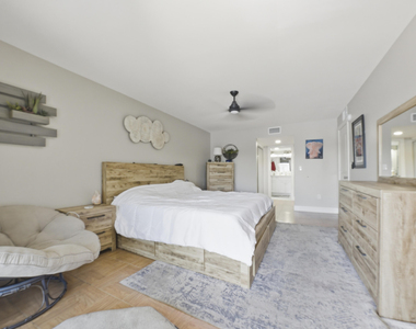 11014 Sw 15th Manor - Photo Thumbnail 17