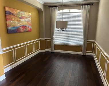 2721 Hammock Lake Drive - Photo Thumbnail 2