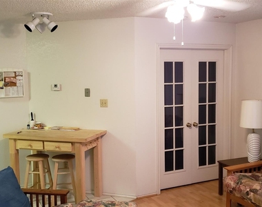 2301 Balsam Drive - Photo Thumbnail 8