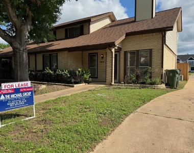 2314 Garden Park Court - Photo Thumbnail 11