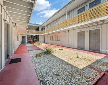 2701 Hemphill Street - Photo Thumbnail 8