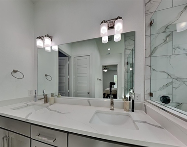 1819 Bickers Street - Photo Thumbnail 7