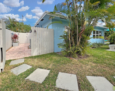 2695 Se 1st Court - Photo Thumbnail 19