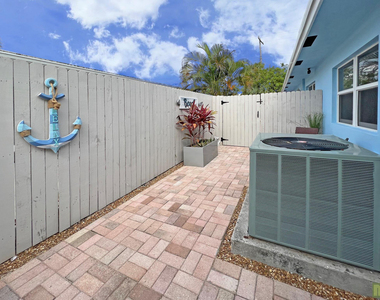 2695 Se 1st Court - Photo Thumbnail 20