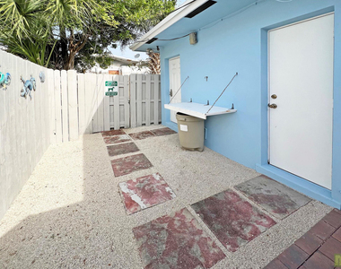2695 Se 1st Court - Photo Thumbnail 24