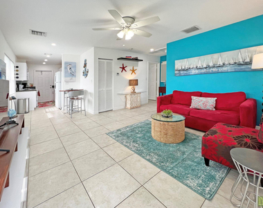 2695 Se 1st Court - Photo Thumbnail 5