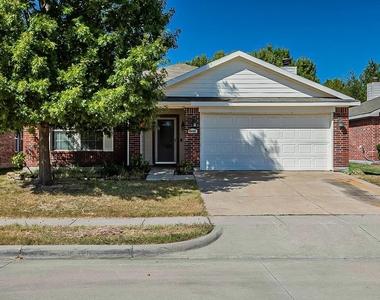 9409 Goldenview Drive - Photo Thumbnail 2