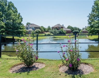 160 Fallkirk Drive - Photo Thumbnail 10