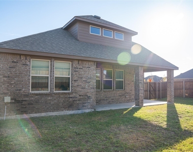 518 Saddle Club Way - Photo Thumbnail 28