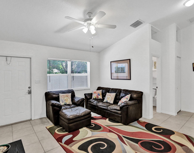 2695 Se 1st Court - Photo Thumbnail 2