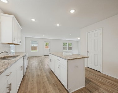 400 Alton Street - Photo Thumbnail 7