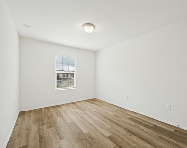 400 Alton Street - Photo Thumbnail 15