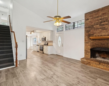 2020 Crestmeadow Street - Photo Thumbnail 4
