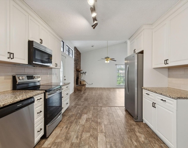 2020 Crestmeadow Street - Photo Thumbnail 7